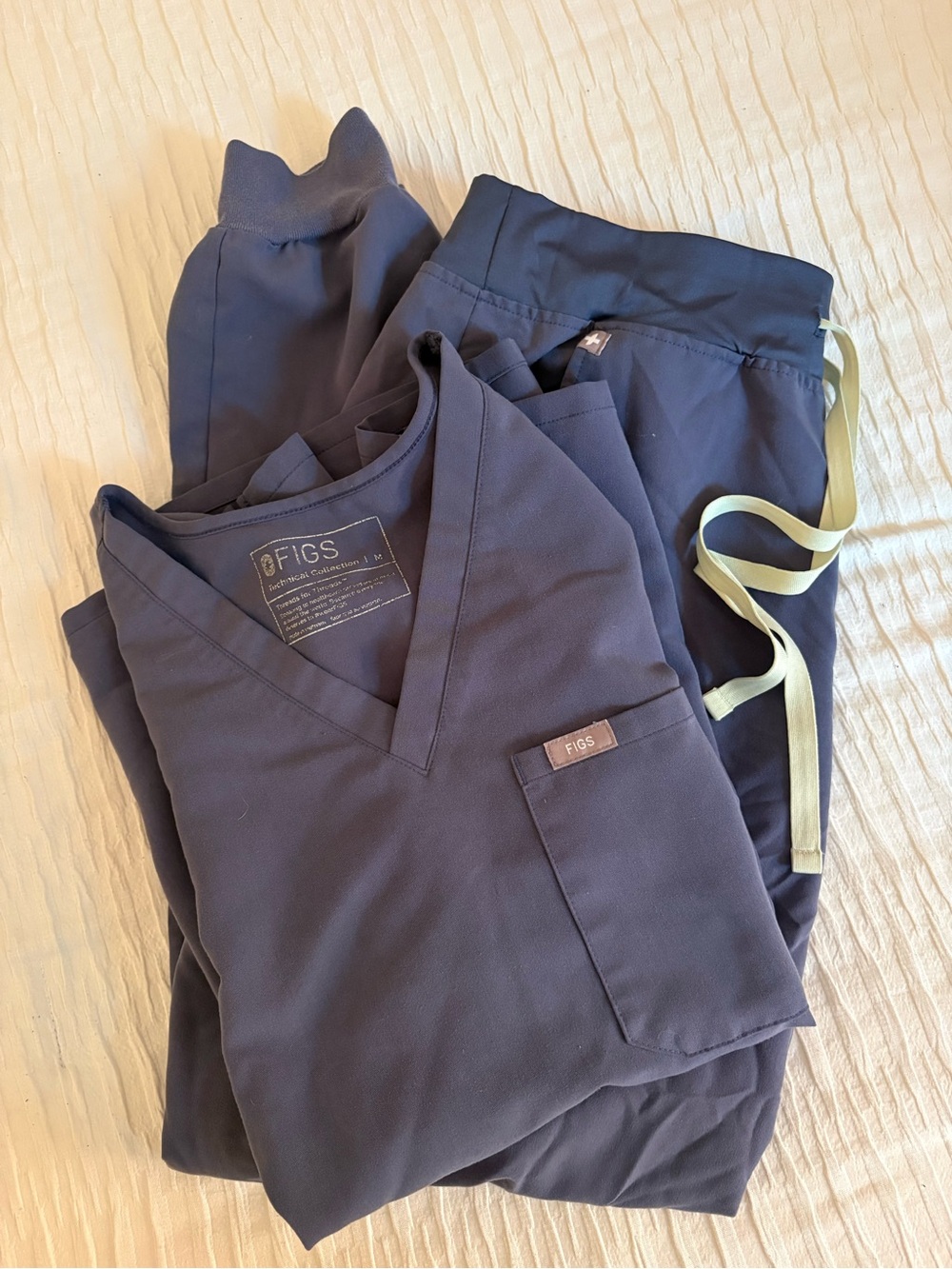 FIGS Women's Catarina Scrub Top and Zamora Pants in Space Navy